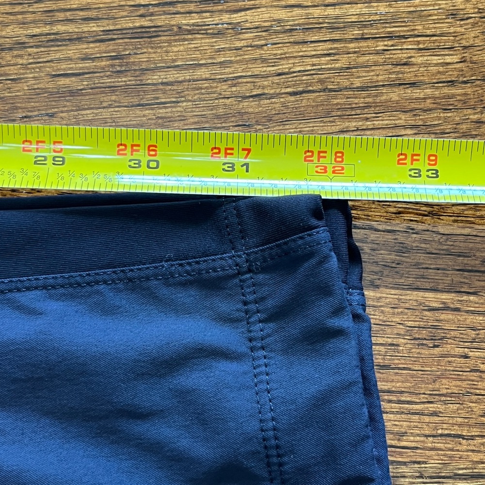 🍋LIKE NEW Condition Lululemon Jogger Pants - Picture 10 of 10